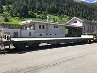 17.06.2018 MGB Rw 4792s Flachwagen im Bahnhof Oberwald