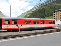 21.06.2020 MGB BDk 2237 Kuliwagen im Bahnhof Andermatt