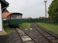 03.05.2017 Waldbahn Csömöder Bahnhof Lenti EInfahrt Sägewerk und abgestellter Zusatzwagen