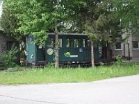 02.05.2017 Waldbahn Lillafüred Rollstuhlwagen im Depot in Diosgyör